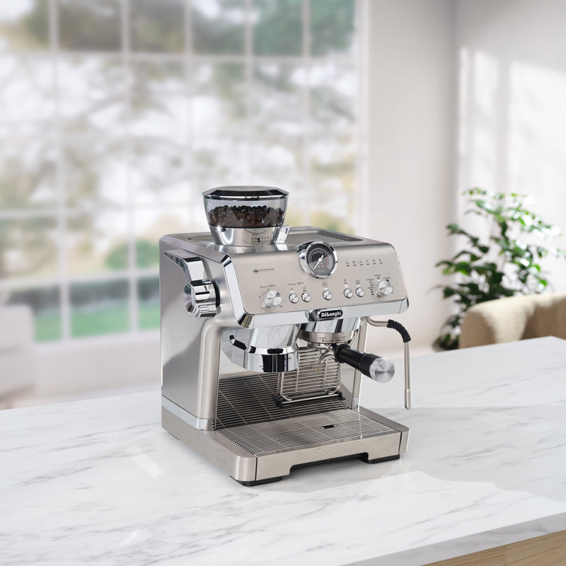 De'Longhi La Specialista Opera Espresso Machine with Cold Brew